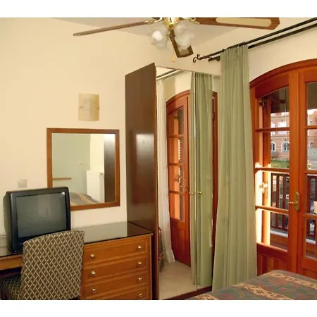Corfu Club Family House 4*
