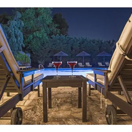 Corfu Club Family House Δανίλια